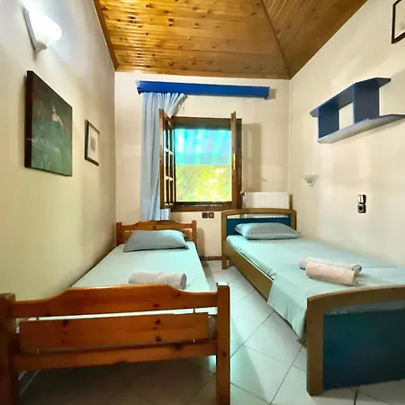 فيلة Platamon Village House