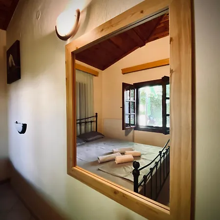 Villa Platamon Village House