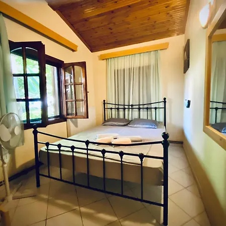 Platamon Village House Villa *